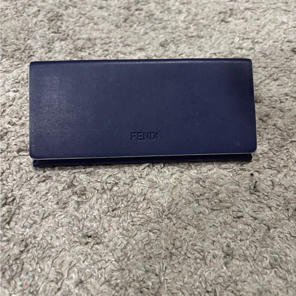 Fendi sunglasses - Picture 6 of 6